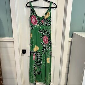 Garnet Hill‎ Green Floral Twisted Strap Maxi Dress. Size Small.